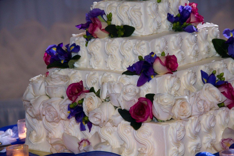 Wedding cake 4 tier